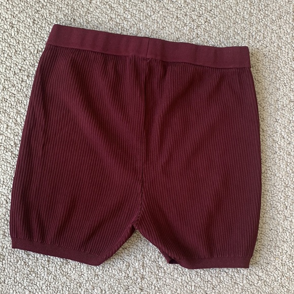 Saint Laurent Cassandra Logo Biker Short In Burgundy - Picture 6 of 8